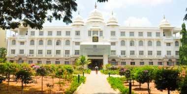 Sri Devraj Urs Medical College, Kolar